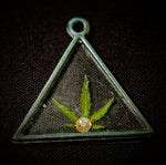 Load image into Gallery viewer, Marijuana leaf pendants

